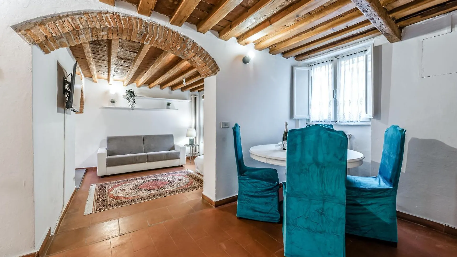 Hoslty-Suite L'Arancio-Enjoy The Historical Center Pisa Apartment