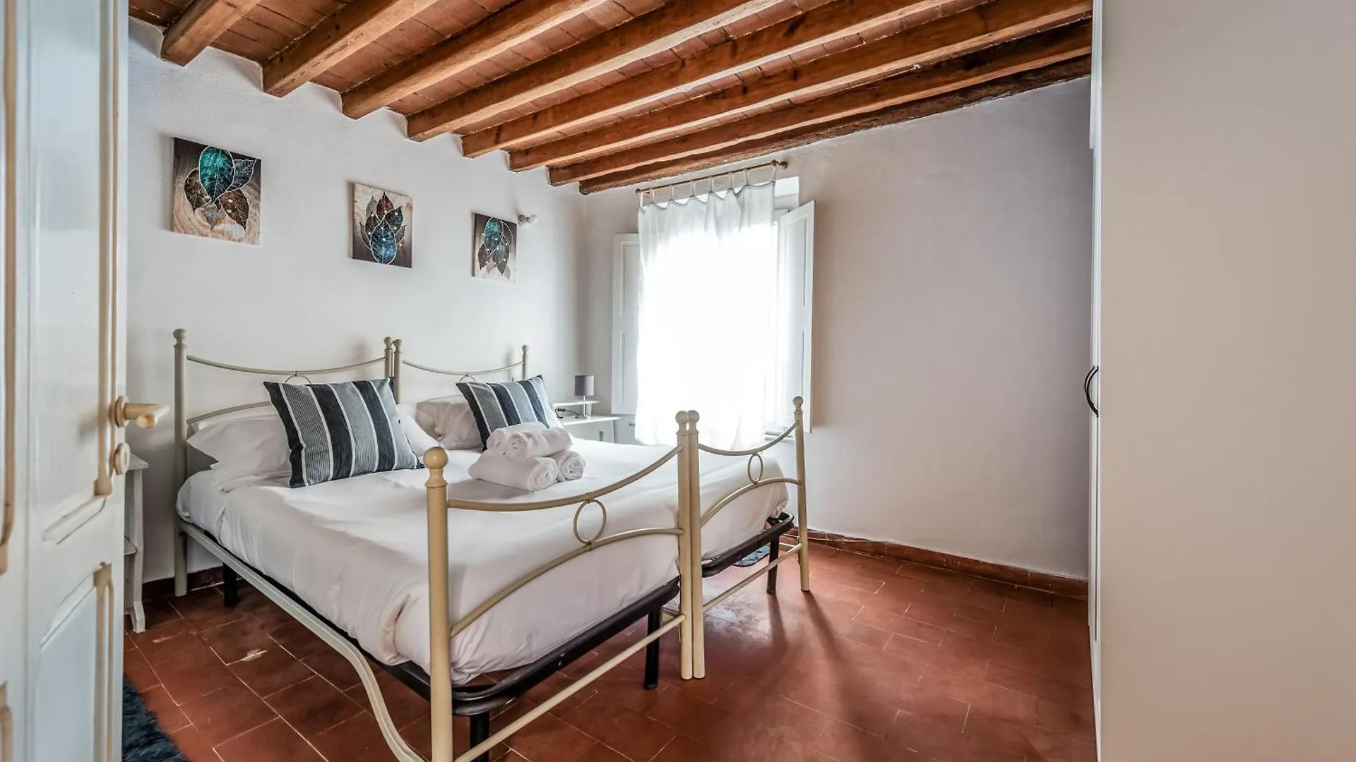 Hoslty-Suite L'Arancio-Enjoy The Historical Center Pisa 0*,